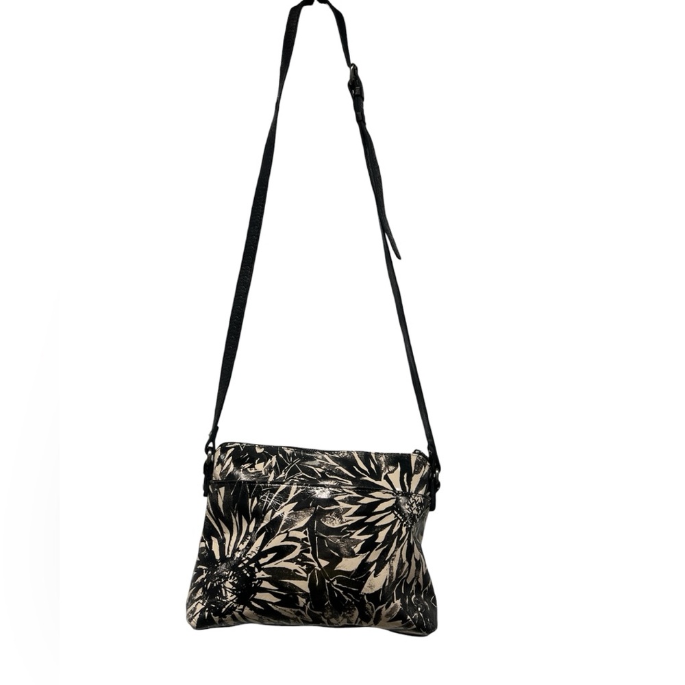 Patricia Nash Sunflower Avellino Crossbody - Picture 8 of 16
